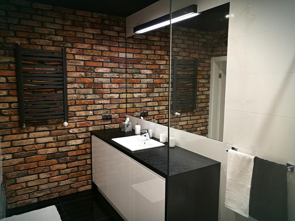 Black&White Apartment- Wierzbowa 5 Poznan Ngoại thất bức ảnh