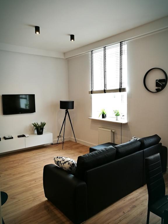 Black&White Apartment- Wierzbowa 5 Poznan Ngoại thất bức ảnh